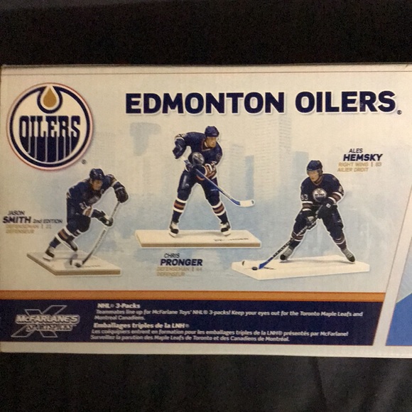 McFarlanes Oilers 3 pack figures - Picture 7 of 8